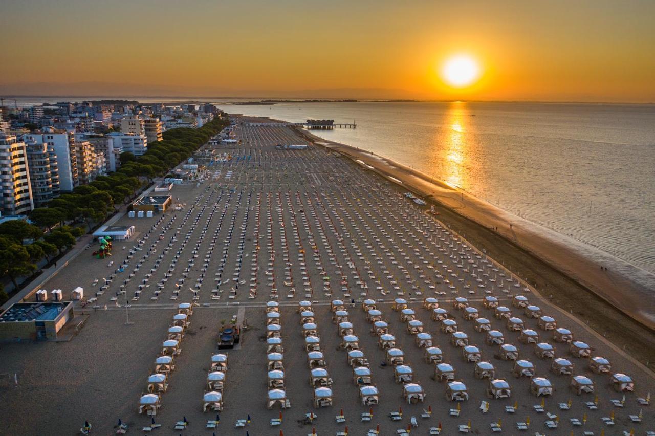 Appartamenti Las Palmas Lignano Sabbiadoro Exterior photo