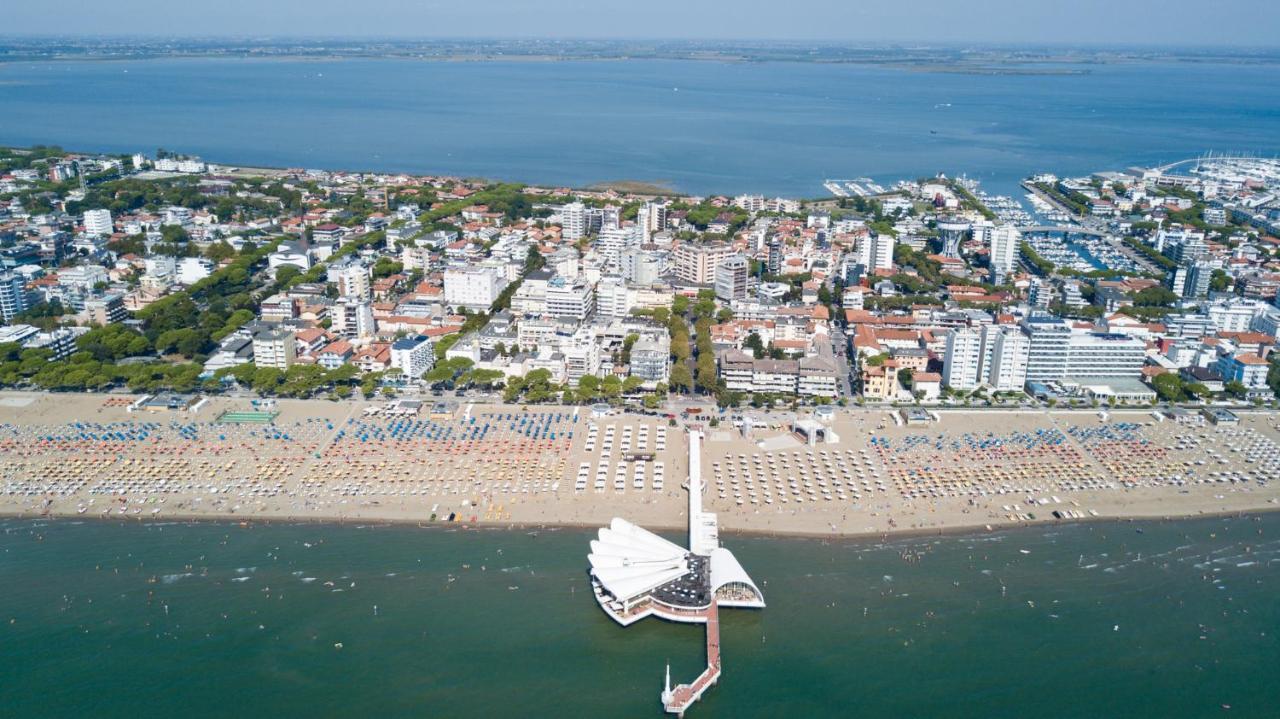 Appartamenti Las Palmas Lignano Sabbiadoro Exterior photo